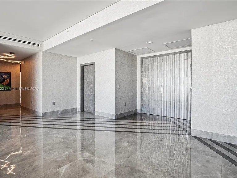 330 Sunny Isles Blvd #5-UPH04 — Photo 5