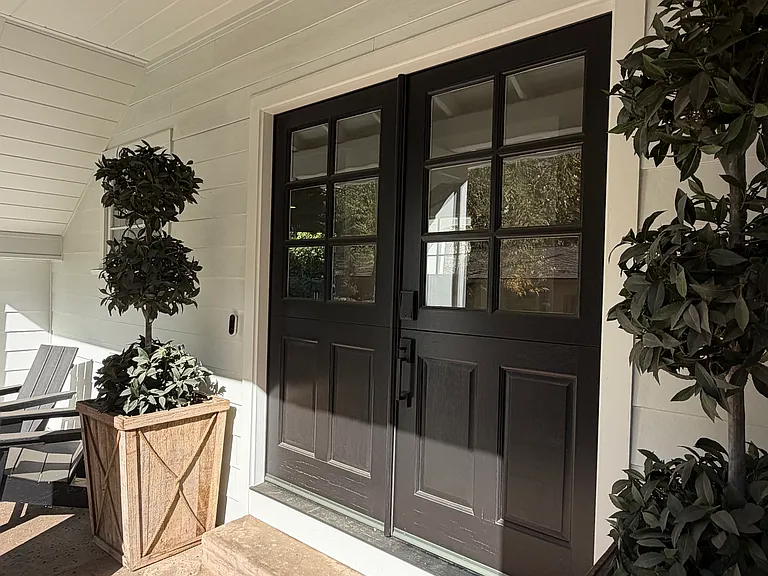 2964 Mandeville Canyon Rd — Photo 2