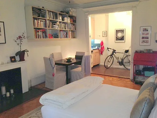 Rented by JK Dansar Corp | media 22