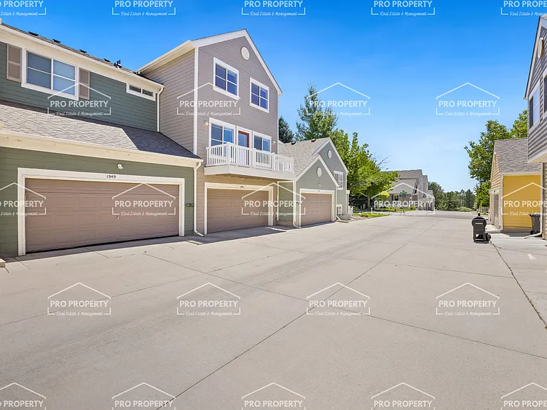 1945 Piney River Dr — Photo 25