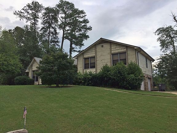 2nd image of 705 McGwier Cir