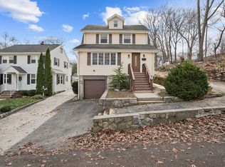 100 Knapp St, Stamford, CT 06907