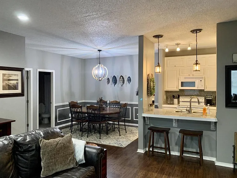 2164 Tanglewood Blvd — Photo 9