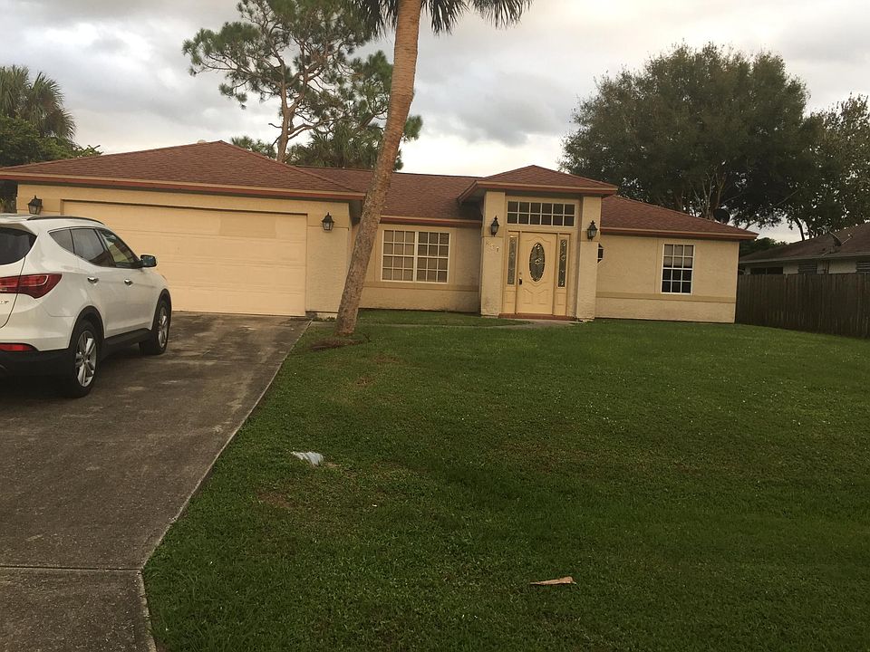 1st image of 891 Parsons Cir SE