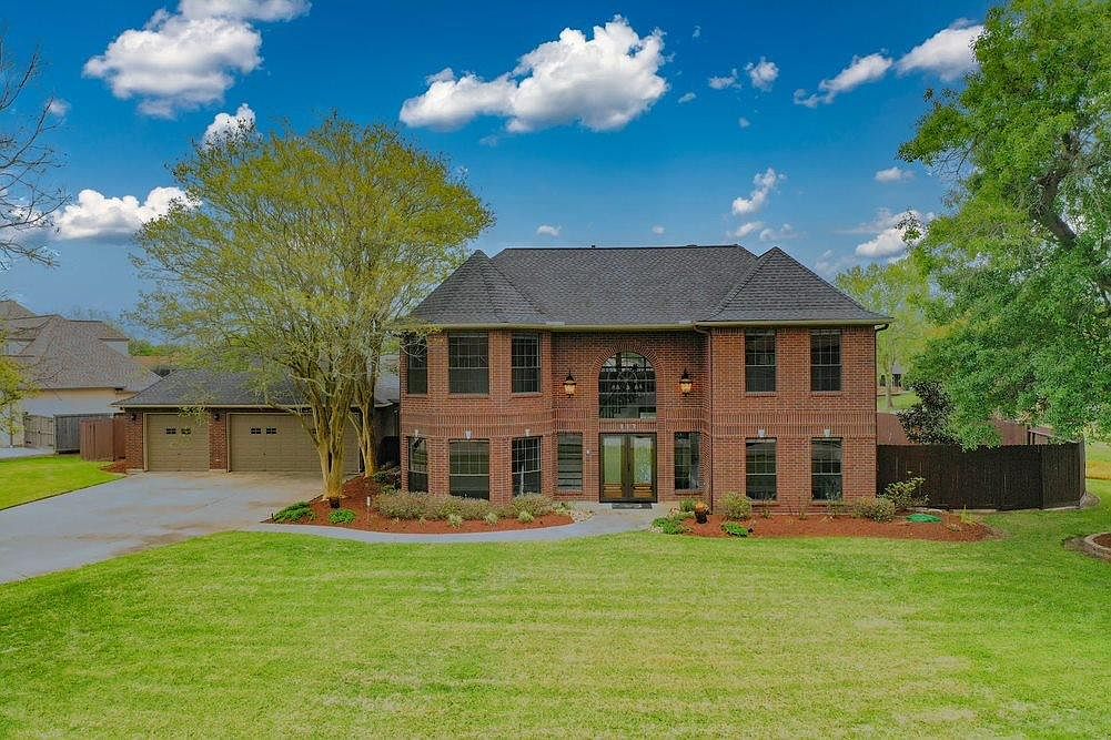 117 Waterlily St Lake Jackson Tx 77566 Mls 58466645 Zillow