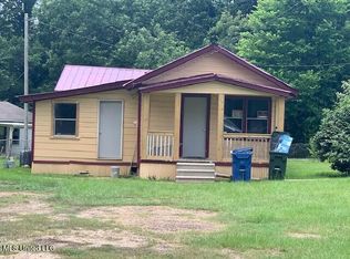 363 W Stiers Ln, Natchez, MS 39120