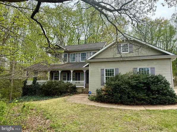 12225 Manor Ct, La Plata, MD 20646