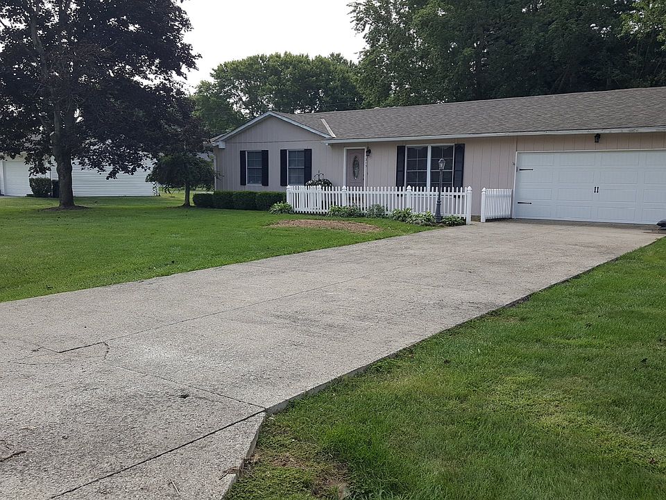 1st image of 215 Upson Downs Rd