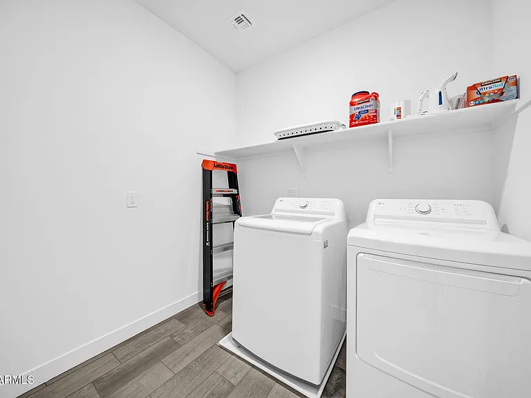17329 W Gretna St — Photo 41