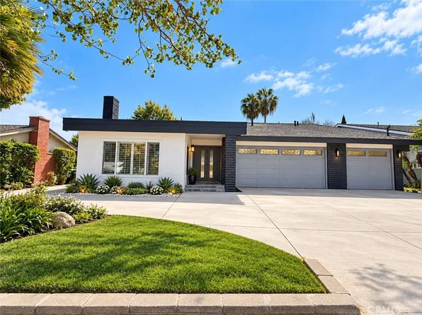 635 Plumer St, Costa Mesa, CA 92627