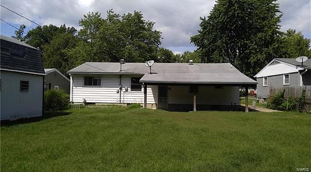 2nd image of 3904 Tipton Dr