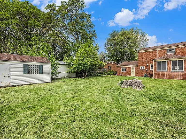 4772 Marian Ave — Photo 24
