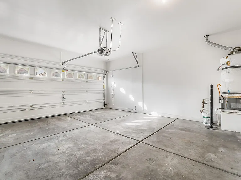 5986 Azzura Palms Ave — Photo 36