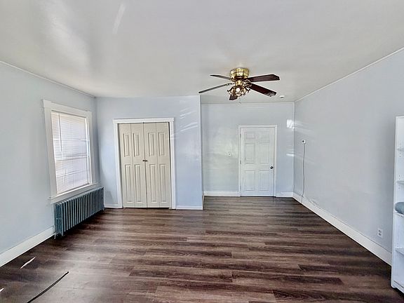 4th image of 125 Pierce St #2