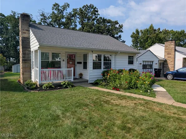 436 Harding Rd, Zanesville, OH 43701