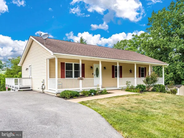 19511 Elk Ridge Dr, Keedysville, MD 21756