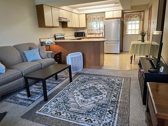 4th image of 1430 Russell Rd APT 22