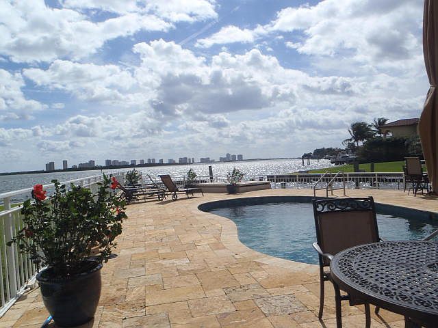 1st image of 68 Yacht Club Dr. ##17