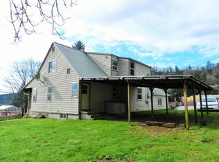 650 NW G St, Toledo, OR