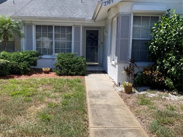 2909 Featherstone Dr, Holiday, FL 34691