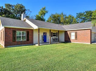 48 Dixie Rd, Whitesboro, TX 76273