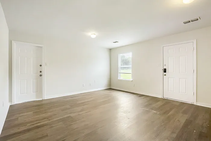 3420 Marshall St #B — Photo 3