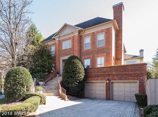 8000 Cobble Creek Cir, Potomac, MD 20854