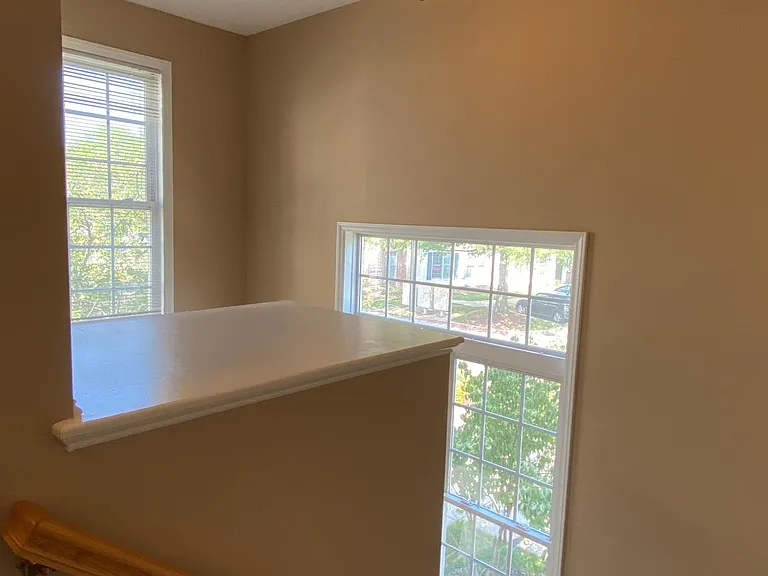 1922 Kudrow Ln — Photo 26