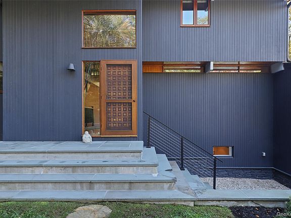 2nd image of 21 Black Spring Road