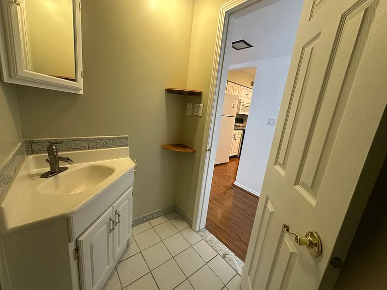 509 E University Dr #506 — Photo 19