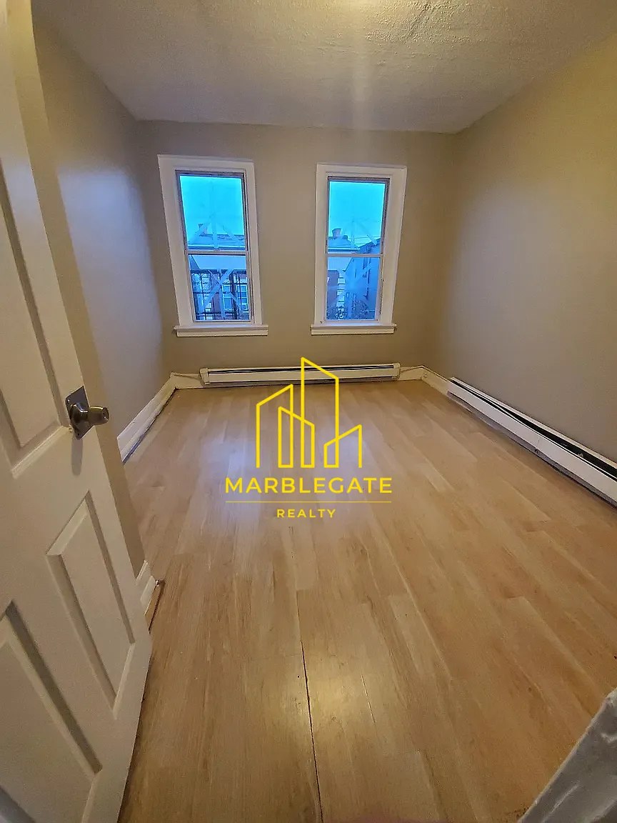 1 bed, 650 sqft, $1,550 — Photo 2