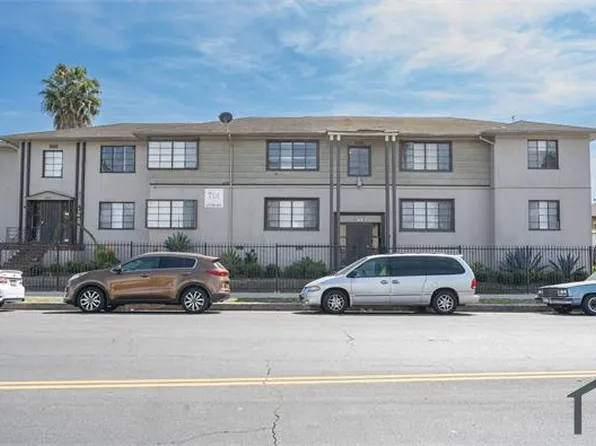 4320 Santa Rosalia Dr #4010, Los Angeles, CA 90008