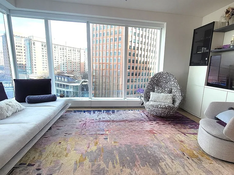150 Seaport Blvd #9F — Photo 3