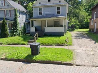 833 Sumner St, Akron, OH 44311