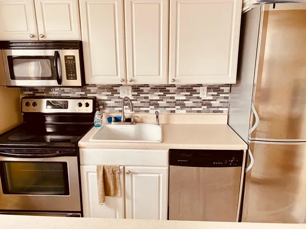 9641 Norfolk Ave APT 304, Norfolk, VA 23503