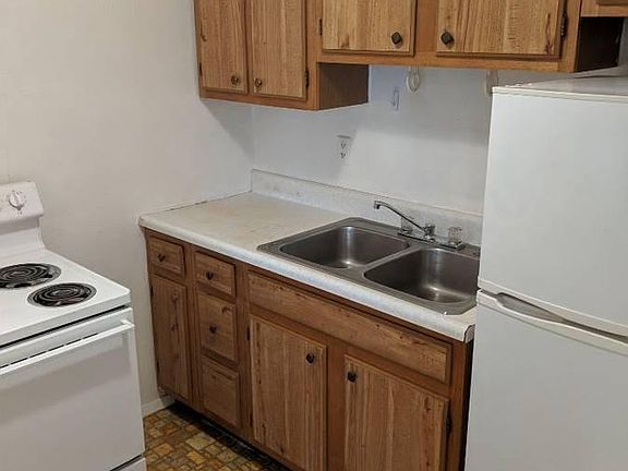 4th image of 99 Kassal St #A