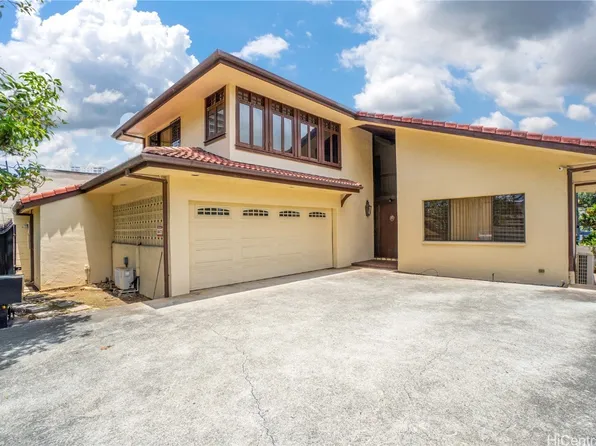 1572 Kalakaua Ave, Honolulu, HI 96826