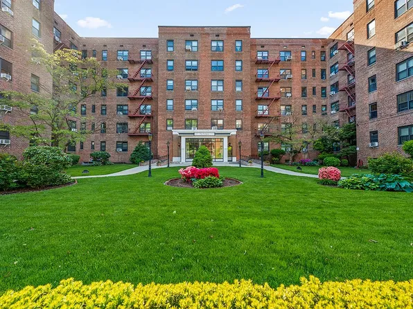 100-11 67th Rd #505, Queens, NY 11375