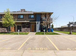 899 S Mount Sundance Mnr W #8, Lethbridge, AB T1J 1X7