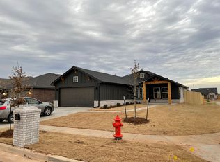15500 Caney Dr, Edmond, OK 73013