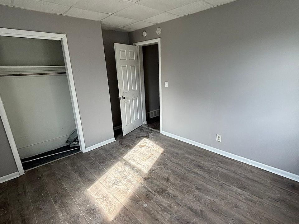 1st image of 194 Ellison St #194