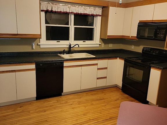 New glass top stove
