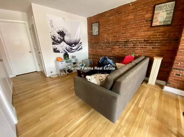 162 Broadway #4, Somerville, MA 02145