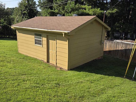 5th image of 912 Sedgefield Dr