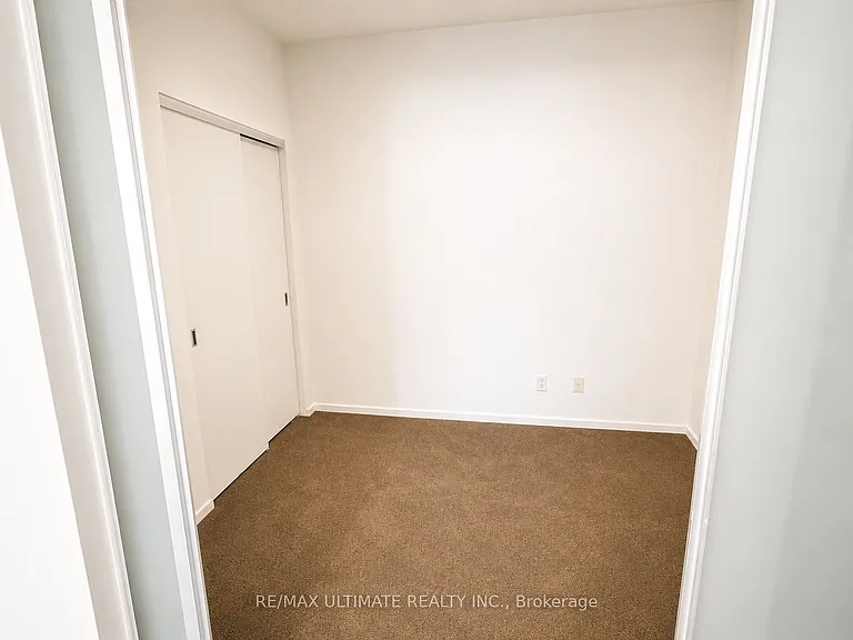 101 Charles St E #301 — Photo 8