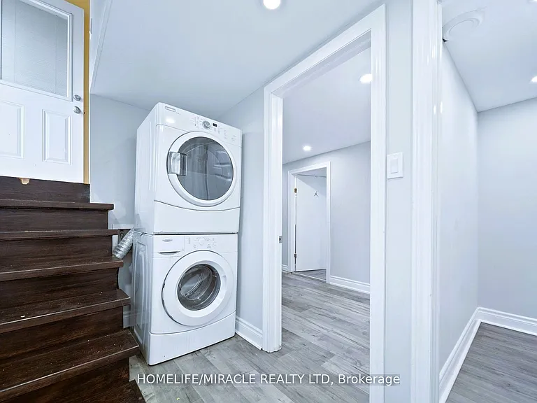 259 Tower Dr #1 — Photo 2