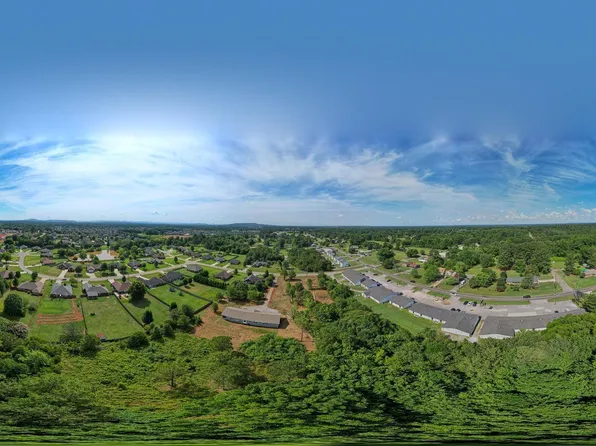 105 Monrovia Cove Ln, Madison, AL 35757