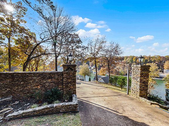 4th image of 195 Ridge View Dr