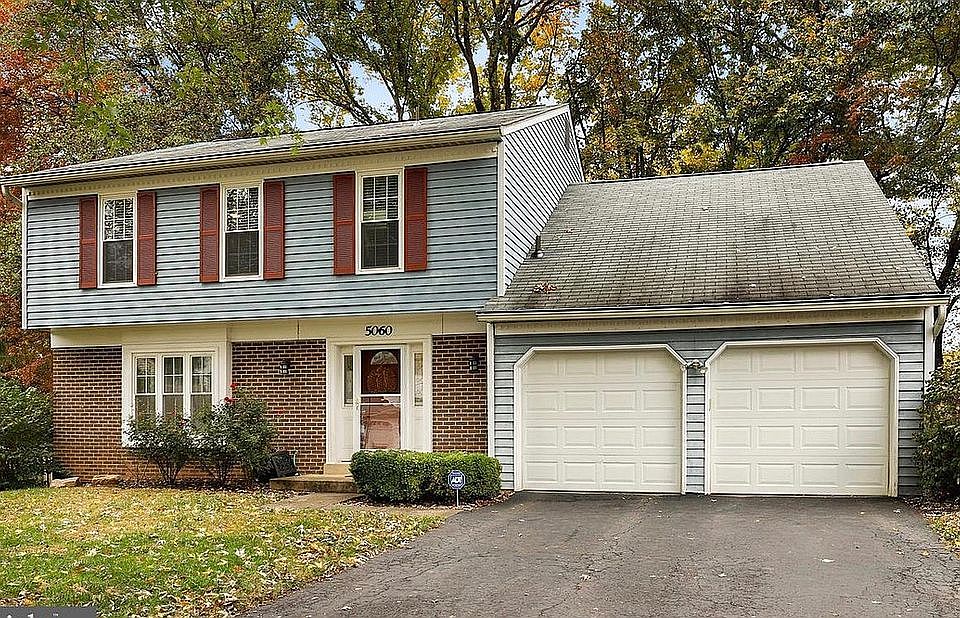 2nd image of 5060 Queens Wood Dr