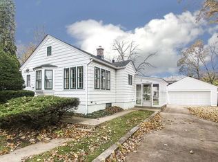 125 S Hickory Ave, Bartlett, IL
